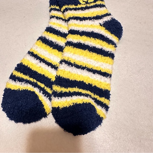 University of Michigan Soft Socks - Picture 7 of 7